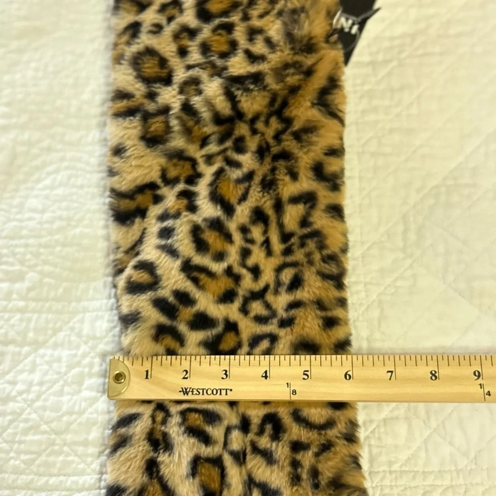 I.N.C. Animal Print Faux Fur Stole. NWT. Mobwife